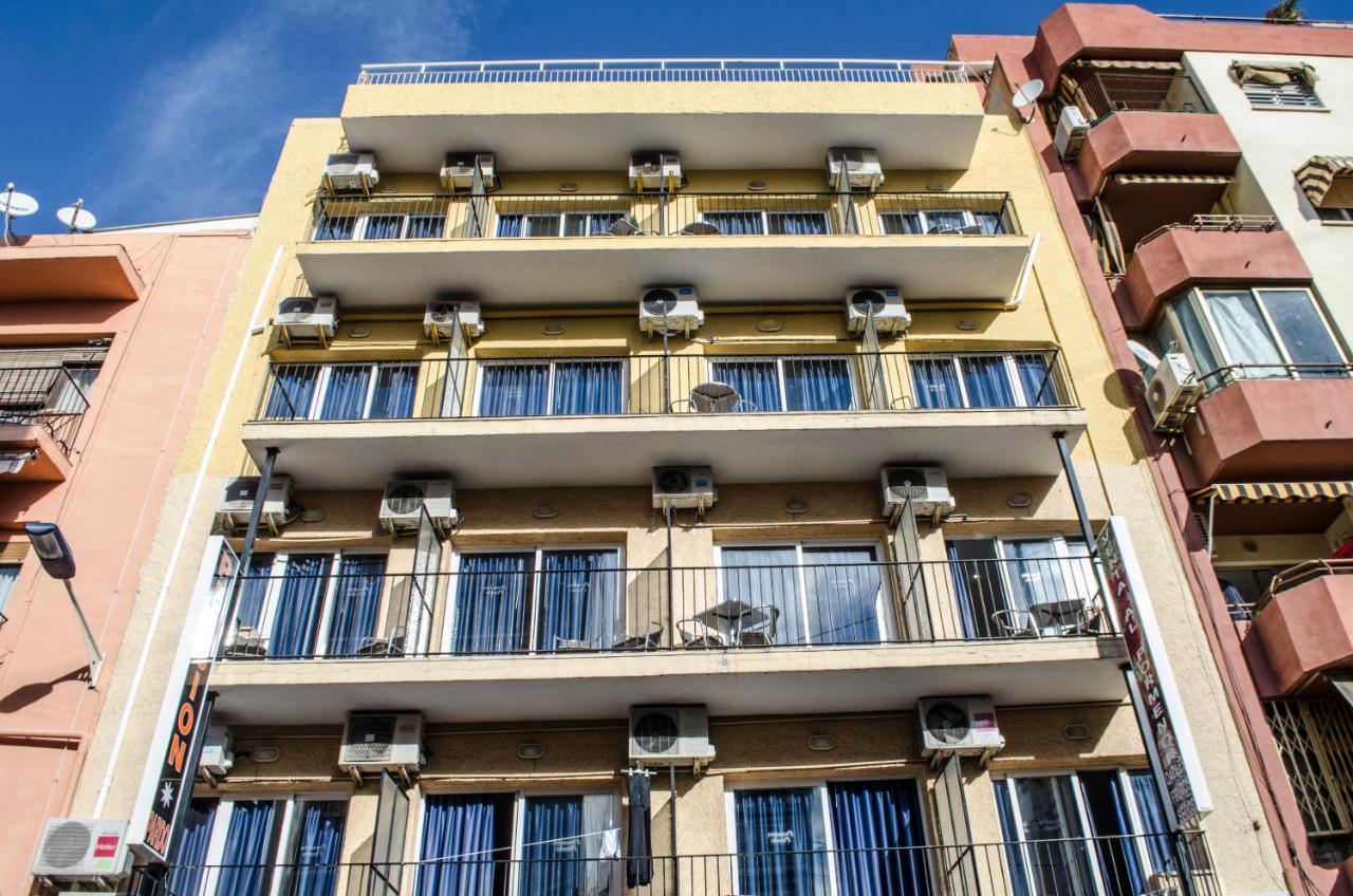 Pension Pardo Benidorm Esterno foto